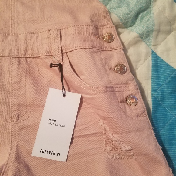 Overall shorts - Picture 3 of 3